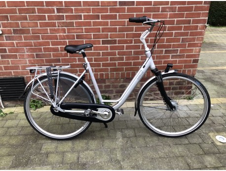 SUPERPROMO: Directiefiets Batavus Holiday: Zolang de voorraad strekt.